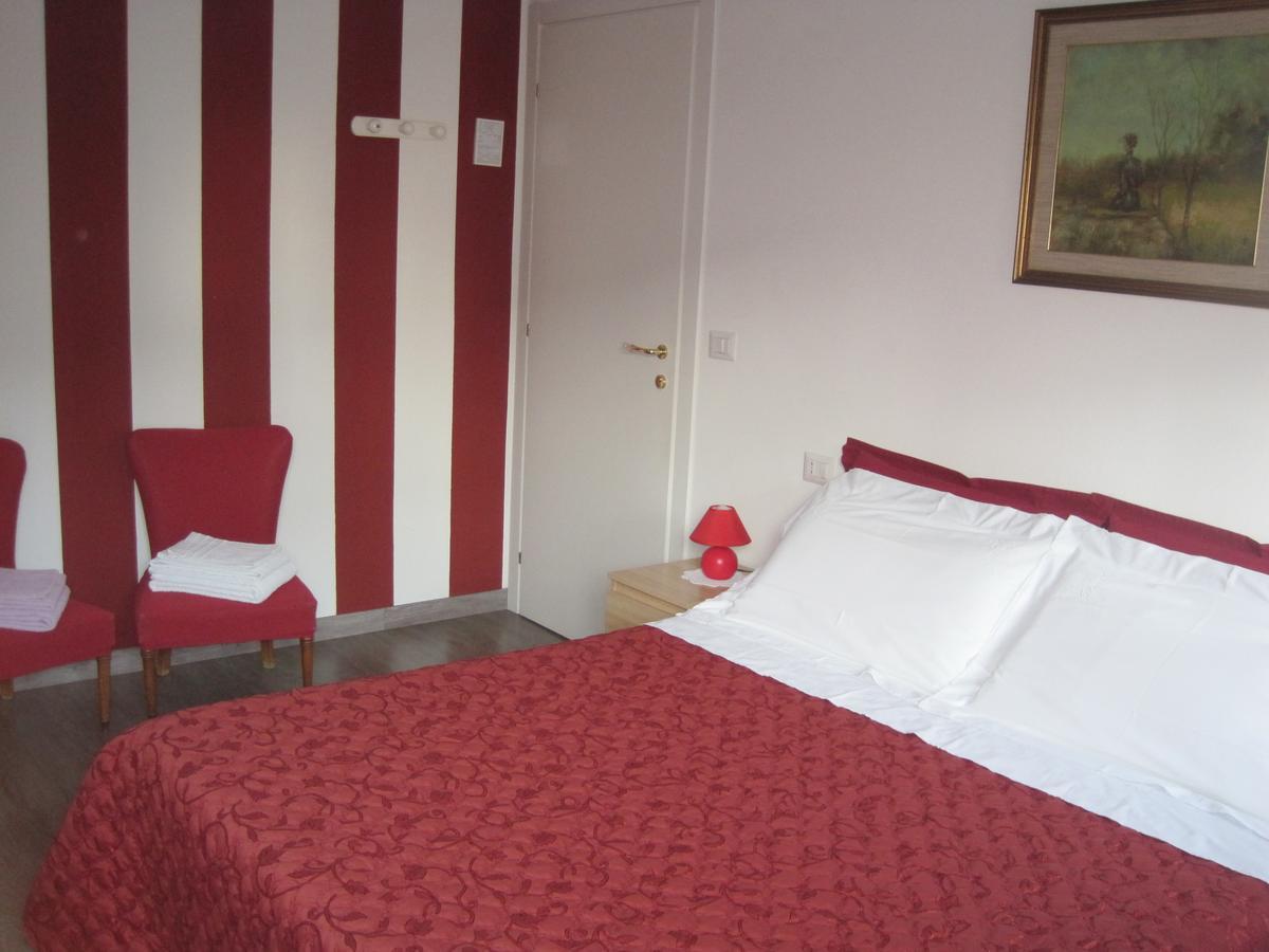 Bed And Breakfast Lo Scrigno Polinago Exterior foto